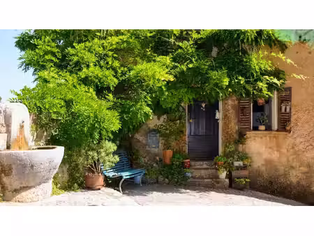 superbe maison de village 3 chambres  cave et parking