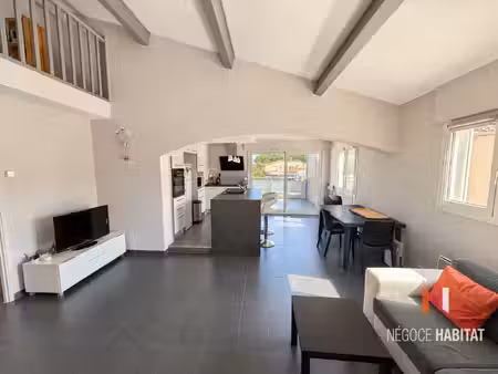 appartement t5 85 m2 avec terrasse  garage et parking