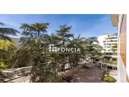 grenoble – studio meublé 16 81 m² – spécial investisseur