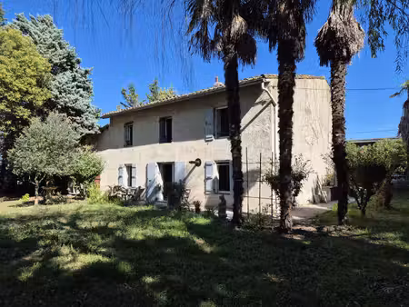 maison renovee avec jardin et garage a 10 kms de castelnaud