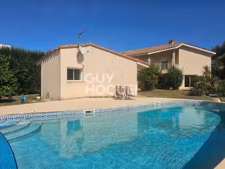 grande propriété familiale avec piscine à villelongue-de-la-salanque