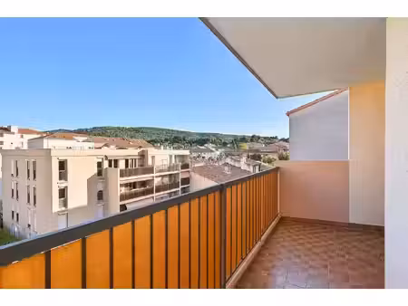 vente appartement 4 pièces 80 m² aubagne (13400)