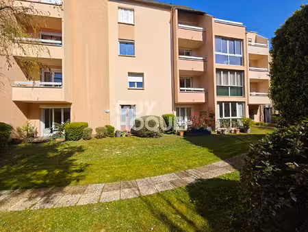 appartement chartres 5 pièce(s) 95 m² avec balcons  et garage.