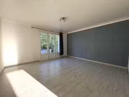 vente appartement 3 pièces  70.00m²  nantes