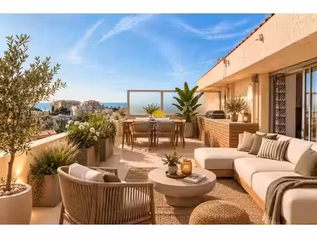 studio coin nuit dernier etage frejus plage