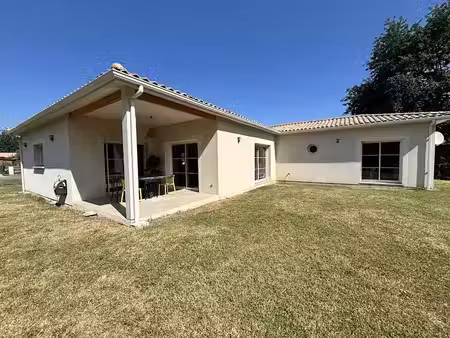 vente maison 4 pièces 136 m² à coimères (33210)  375 000 €