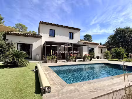 lorgues superbe maison contemporaine