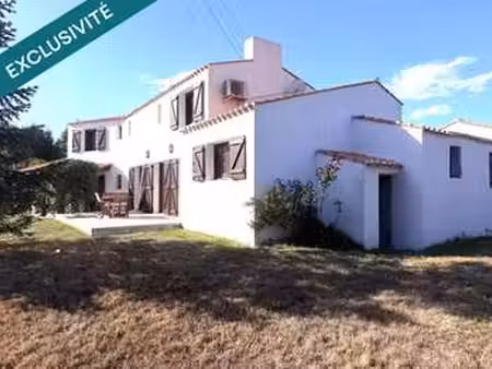 vente maison à saint-vincent-sur-jard (85520) : à vendre / 164m² saint-vincent-sur-jard
