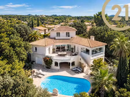 vente en exclusivite - fréjus - tour de mare - propriété d'e