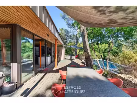 propriété d'architecte avec piscine aux portes d'aix-en-provence