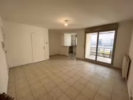 appartement - 1 chambre - balcon - la riche centre