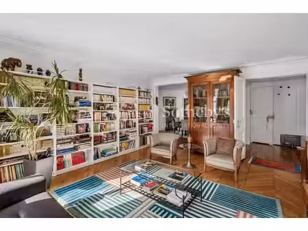 appartement de luxe à vendre dans le quartier saint philippe du roule