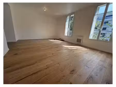 à louer - appartement 3 pièces avec jardin cave et parking