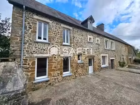 vente immeuble à coutances (50200) : à vendre / 206m² coutances