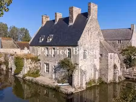 vente maison à bricquebec-en-cotentin (50260) : à vendre / 380m² bricquebec-en-cotentin