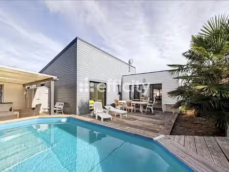 maison 6 pièces - 129 m²