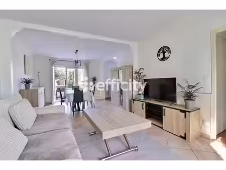 maison 4 pièces - 85 m²