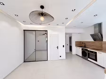 magnifique appartement avec terrasse à 100 mètres de la mer