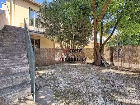 maison divisée en 2 appartements - cavaillon -135 m2