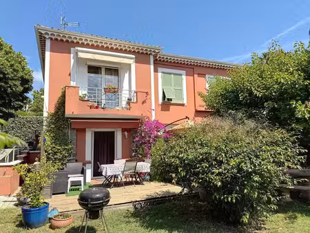 maison de luxe à vendre dans le quartier saint lambert