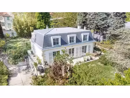 maison de luxe à vendre dans le quartier le centre