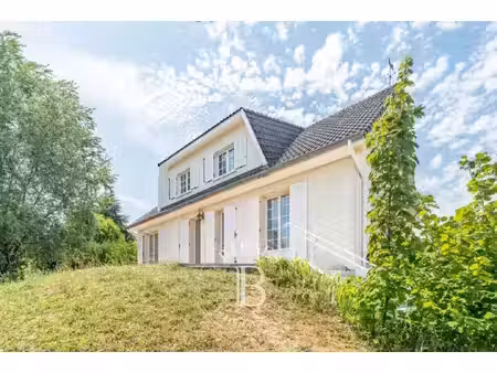 maison de luxe à vendre à saint-germain-en-laye
