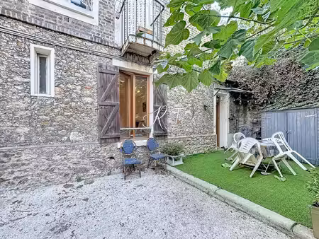 appartement proche de la gare rer