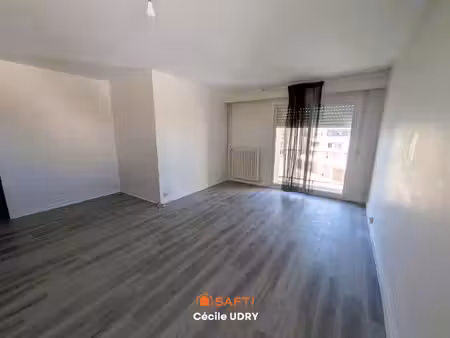 special investisseurs - appartement loué.