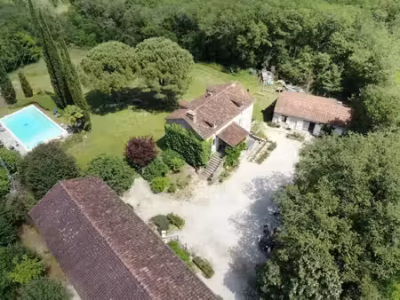 domaine de trois batisses
