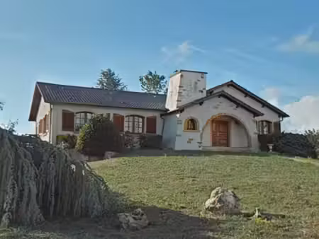 belle propriété de plain-pied — 157 m² habitables sur 34 ares