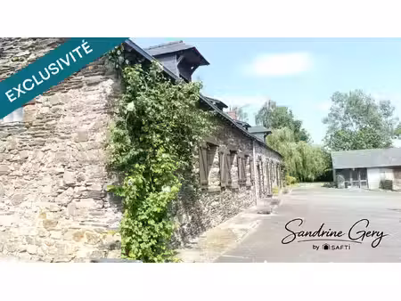 au calme  découvrez cette maison avec jardin  5 chambres