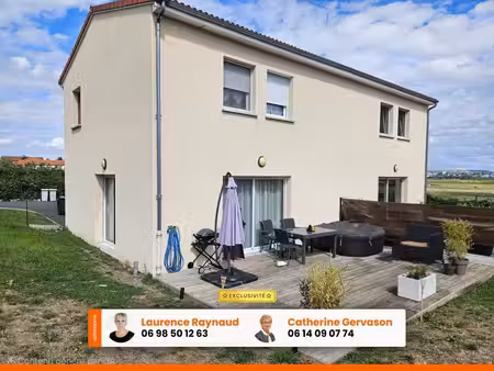 maison à vendre 8 pièces perignat les sarlieve (63)