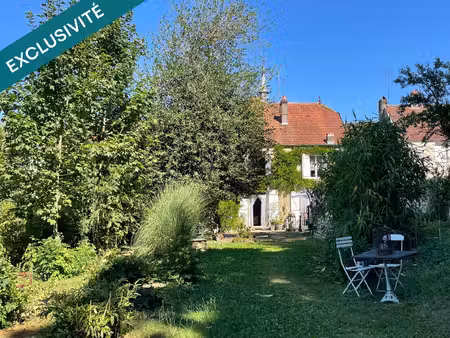 ensemble immobilier de caractère composé de trois habitations indépendantes – environ 372 