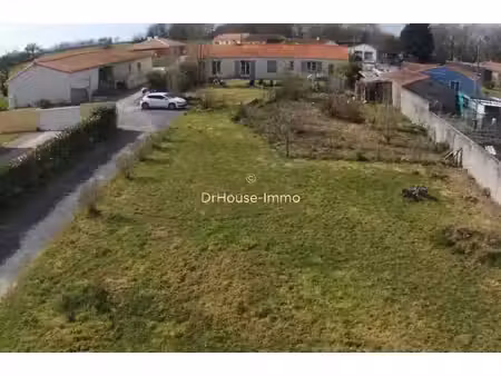 terrain constructible de 620 m2