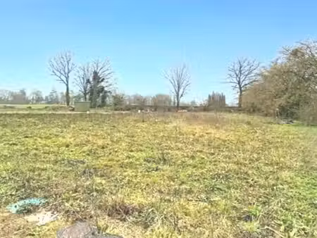 terrain constructible de 573m2