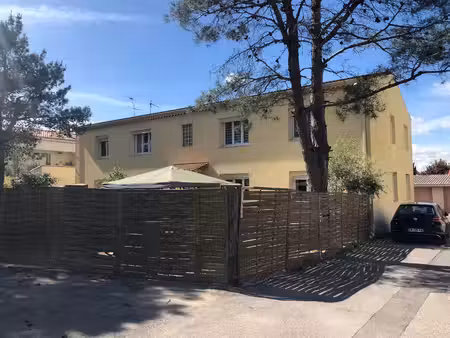 location appartement 3 pièces 72 m² à velaux (13880)
