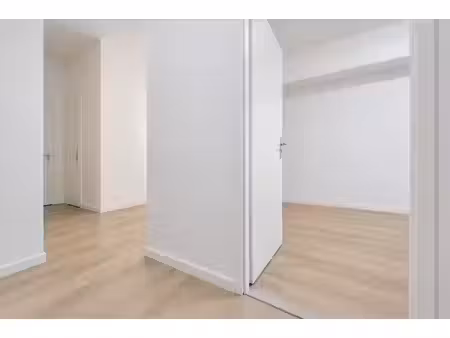 rez-de-chaussée à vendre avec garage et 1 chambre   molenbeek-saint-jean (rbw97185)