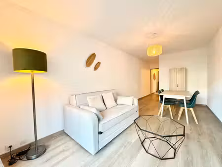 nice pasteur - 1 rue fulconis - studio meuble - proche ecole infirmiere/hopital medecine/ 