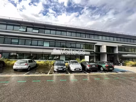 location bureaux 177m²