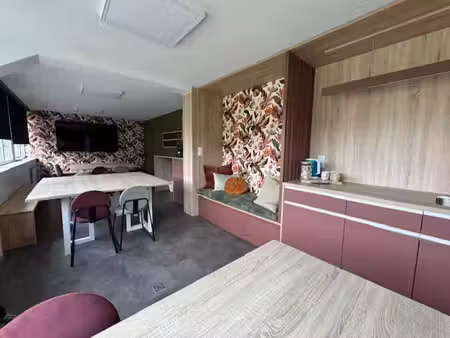 location bureaux porte des pierres dorées 69400 60m²