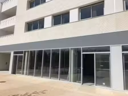 location commerce villenave d ornon 33140 97m²