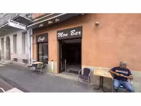 vente commerce 42 m² nîmes (30000)