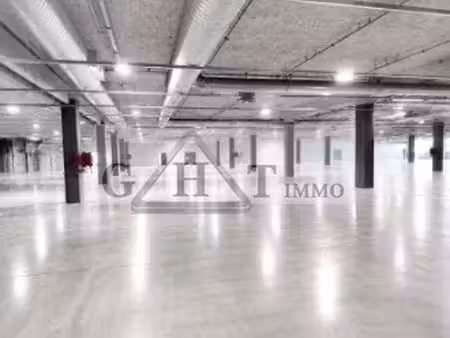 location commerce saint denis 93210 4329m²