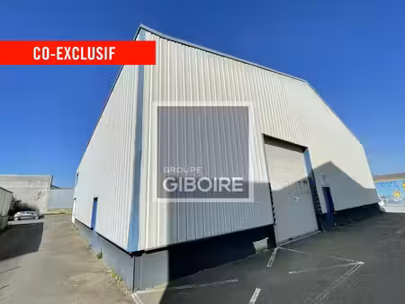location entrepôt rennes 35000 612m²