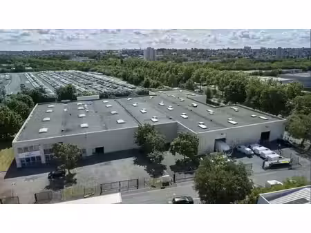 location entrepôt valenton 94460 582m² à 1212m²