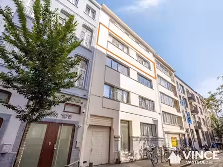 ruim en lichtrijk appartement op centrale ligging