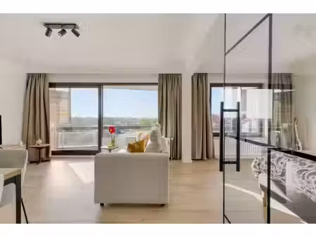 vernieuwde studio met slaaphoek