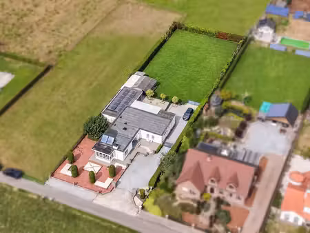 ruimte  privacy en een landelijke wonen op één niveau.