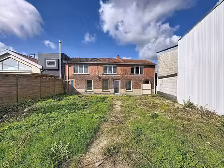 renovatiewoning met ruime tuin nabij muziekbos