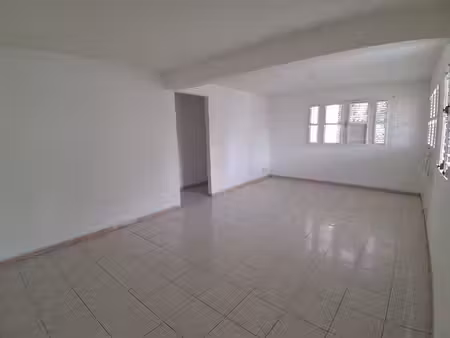 location appartement 4 pièces  104.18m²  fort